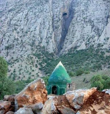 تنگه-باستانی-لارت-–-شهرستان-بدره