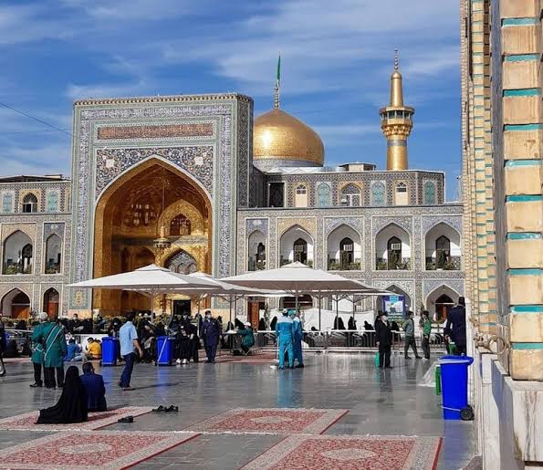 حرم-مطهر-امام-رضا-ع-–-مشهد