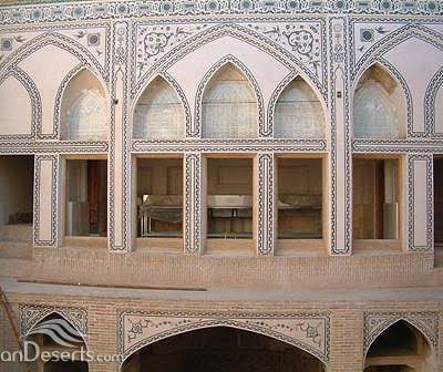 خانه-تاریخی-رئیسیان-–-کاشان