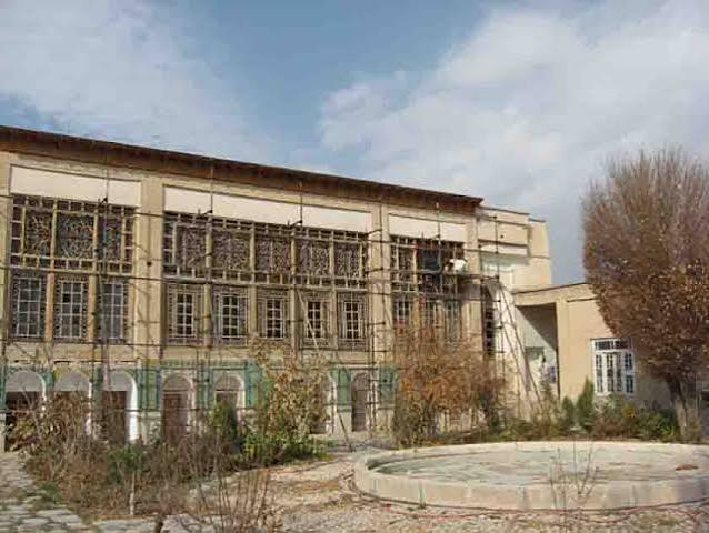 خانه-تاریخی-معظم-الملک-میرپنج-–-چادگان