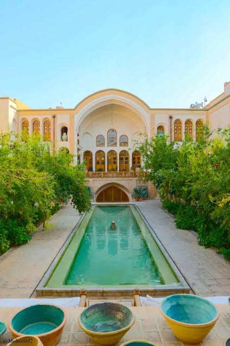 خانه-تاریخی-منوچهری-–-کاشان-3