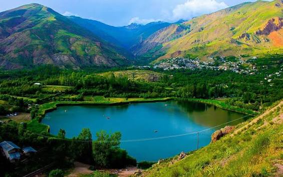 دریاچه-اوان-–-منطقه-الموت-–-قزوین