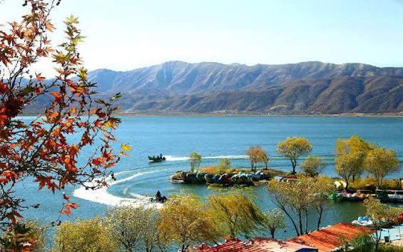 دریاچه-زریوار-مریوان-؛-معرفی-تالاب-آب-شیرین-،-طبیعت-و-راهنمای-سفر
