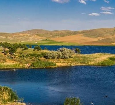 دریاچه-و-سد-اکباتان-–-همدان