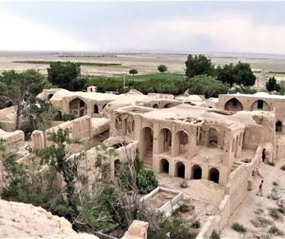 دژ-تاریخی-قارنه-–-جرقویه