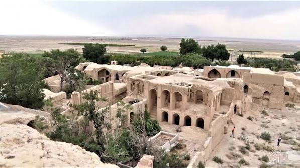 دژ-تاریخی-قارنه-–-جرقویه