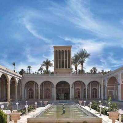 راهنمای-جامع-گردشگری-شهرستان-بافق؛-جاذبه‌های-تاریخی،-طبیعت‌گردی-کویری-و-برنامه-سفر-یک‌روزه