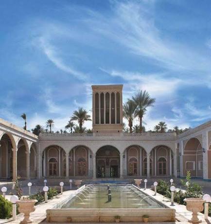 راهنمای-جامع-گردشگری-شهرستان-بافق؛-جاذبه‌های-تاریخی،-طبیعت‌گردی-کویری-و-برنامه-سفر-یک‌روزه