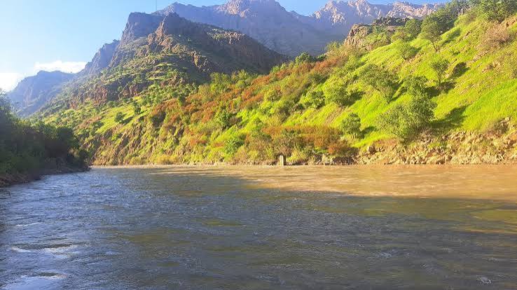 رودخانه-سیروان-در-محدوده-شهرستان-سروآباد-–-کردستان