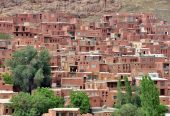 روستای-ابیانه-نطنز-کجاست؟-معرفی-جاهای-دیدنی،-معماری-سرخ،-آثار-تاریخی-و-راهنمای-سفر