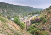 روستای-بیشه-لرستان-کجاست؟-معرفی-آبشار-بیشه،-ایستگاه-راه-آهن-و-جاهای-دیدنی-2