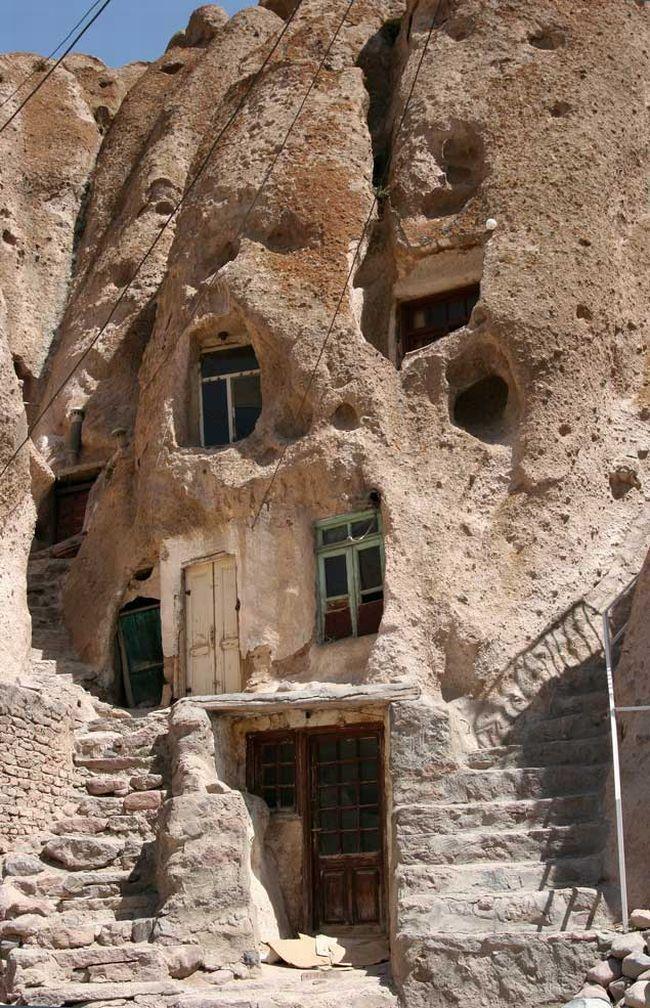روستای-توته_-خانه-بناب-کجاست-؟-معرفی-روستای-صخره_ای-آذربایجان-شرقی-،-معماری-پلکانی-و-جاهای-دیدنی-1