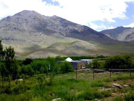 روستای-فردو-قم-کجاست؟-معرفی-جاهای-دیدنی،-قله-برف-انبار،-امامزاده-ها-و-راهنمای-سفر-1