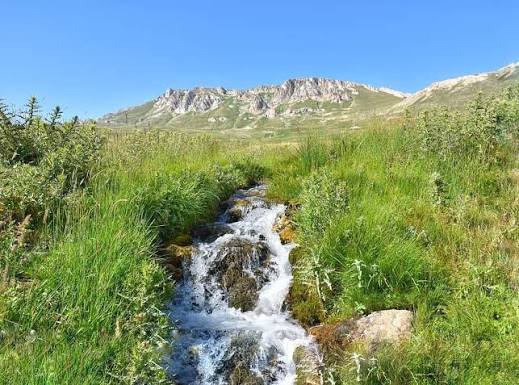 روستای-کمار-سفلی-جلفا-کجاست؟-معرفی-آبشار،-چشمه-ها-و-دیدنی-های-روستا