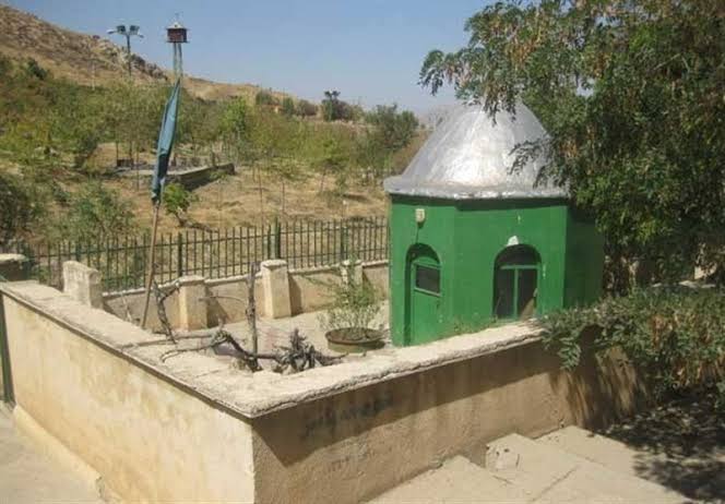 زیارتگاه-پیرمراد-–-بانه