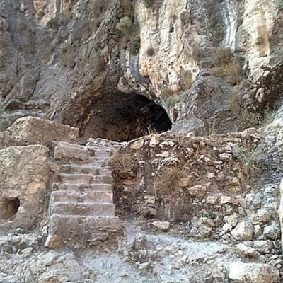 غار-تاریخی-کمیشان-–-روستای-کمیشان-–-نکا