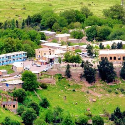 قدمگاه-محمد-حنفیه-–-روستای-قلات-–-سرچهان