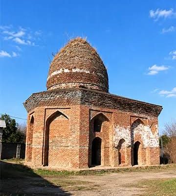 قلعه-شاه‌نشین-گورج-–-روستای-گورج-–-املش