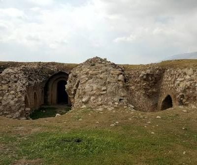 قلعه-هزاردر-–-دره‌شهر