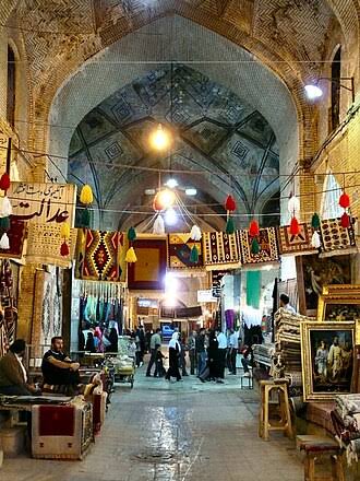 مجموعه-بازار-وکیل-–-شیراز