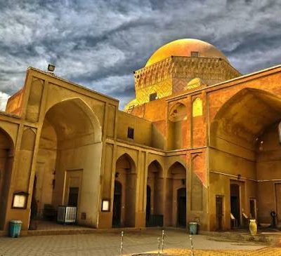 مدرسه-ضیائیه-زندان-اسکندر-–-یزد