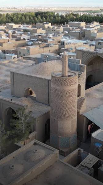 مسجد-جامع-نوش‌آباد-–-نوش‌آباد-–-آران-و-بیدگل