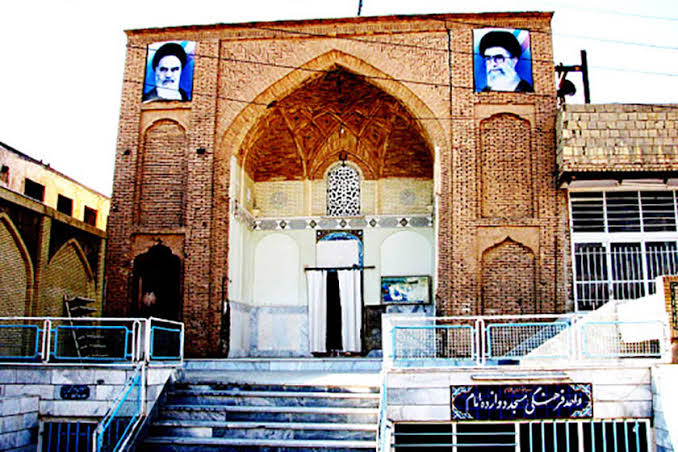 مسجد-دوازده-امام-دولت‌آباد-–-شهر-دولت‌آباد-–-شهرستان-برخوار