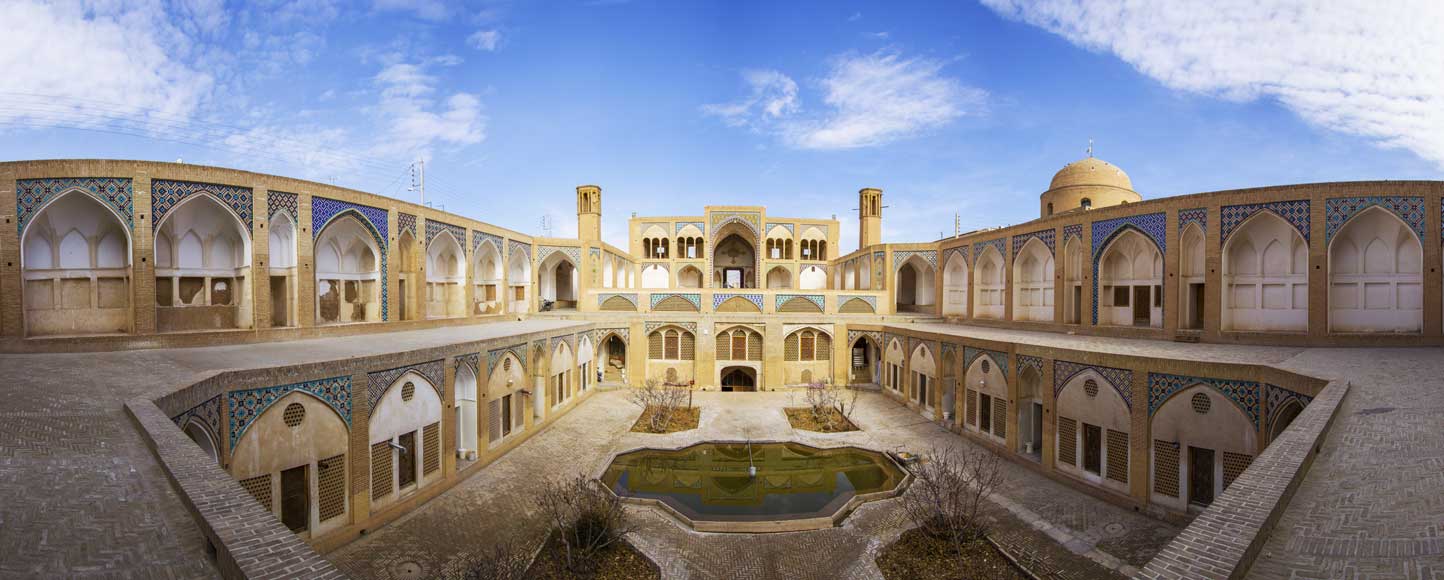 مسجد-و-مدرسه-آقابزرگ-–-کاشان