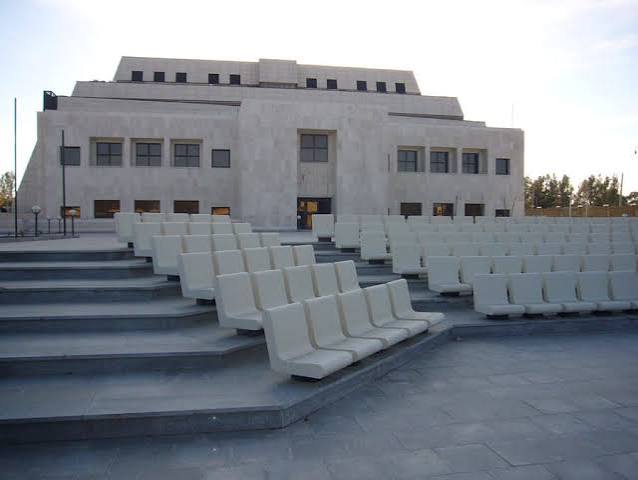 موزه-بزرگ-زاهدان-–-زاهدان