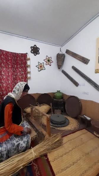 موزه-حصیر-فشتکه-–-روستای-فشتکه-–-خمام
