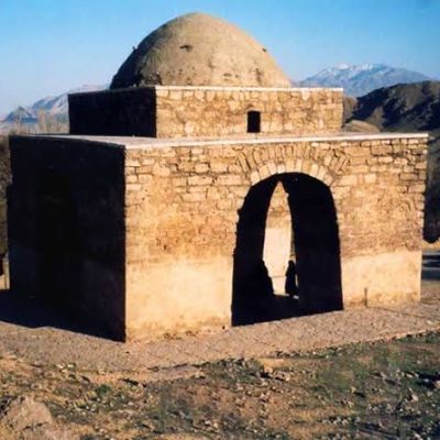 چهارتاقی-نیاسر-آتشکده-ساسانی-–-کاشان