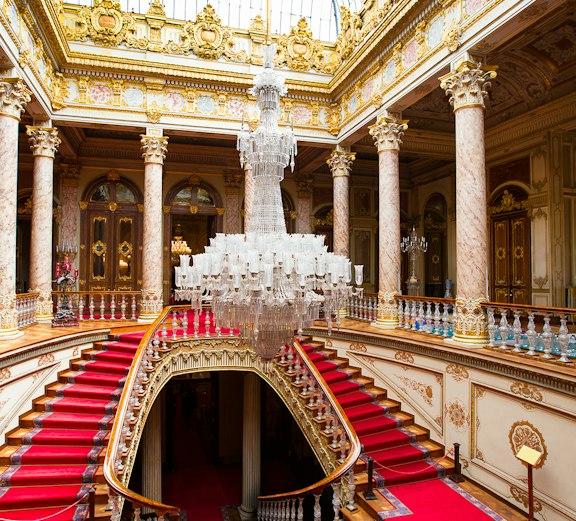 کاخ-دولماباغچه-–-استانبول،-منطقه-بشیکتاش-–-Dolmabahce-Sarayi-–-Dolmabahce-Palace-–-ترکیه-3