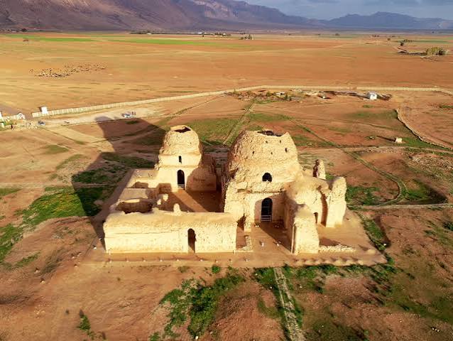 کاخ-ساسانی-سروستان-–-سروستان