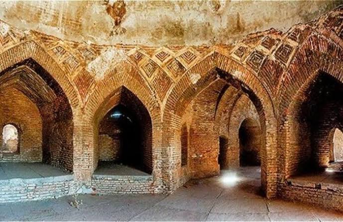 کاروانسرای-تاریخی-ینگی-امام-–-ینگی-امام-–-ساوجبلاغ
