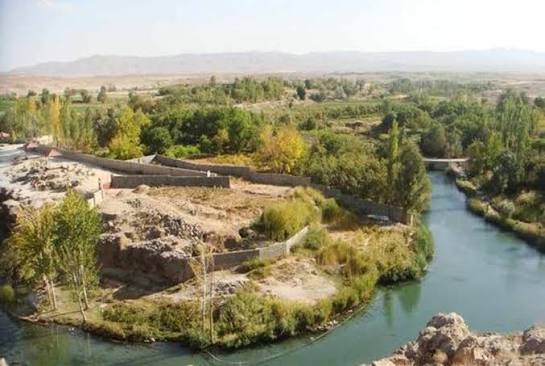 گردشگاه-قصر-یعقوب-–-روستای-قصر-یعقوب-–-خرم‌بید