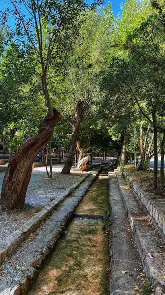 گردشگاه-و-چشمه-سیاسرد-–-بروجن