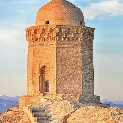 گنبد-عالی-–-حوالی-شهر-ابرکوه-–-ابرکوه